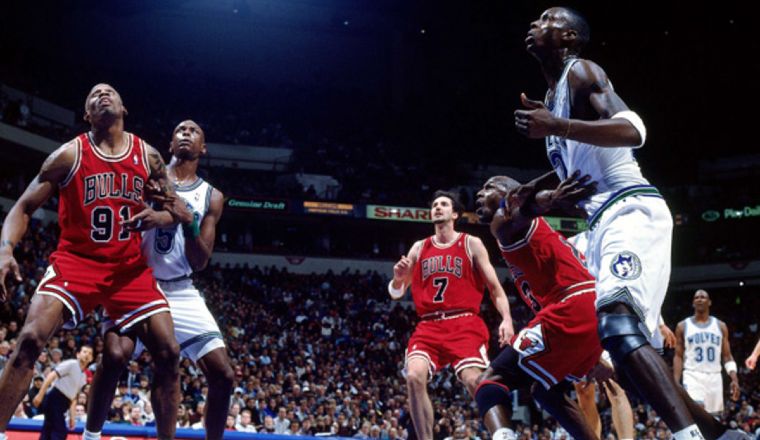 Kevin Garnett claims Michael Jordan's surprise appearance at the NBA Top 75  caught everyone by surprise - Basketball Network - Your daily dose of  basketball